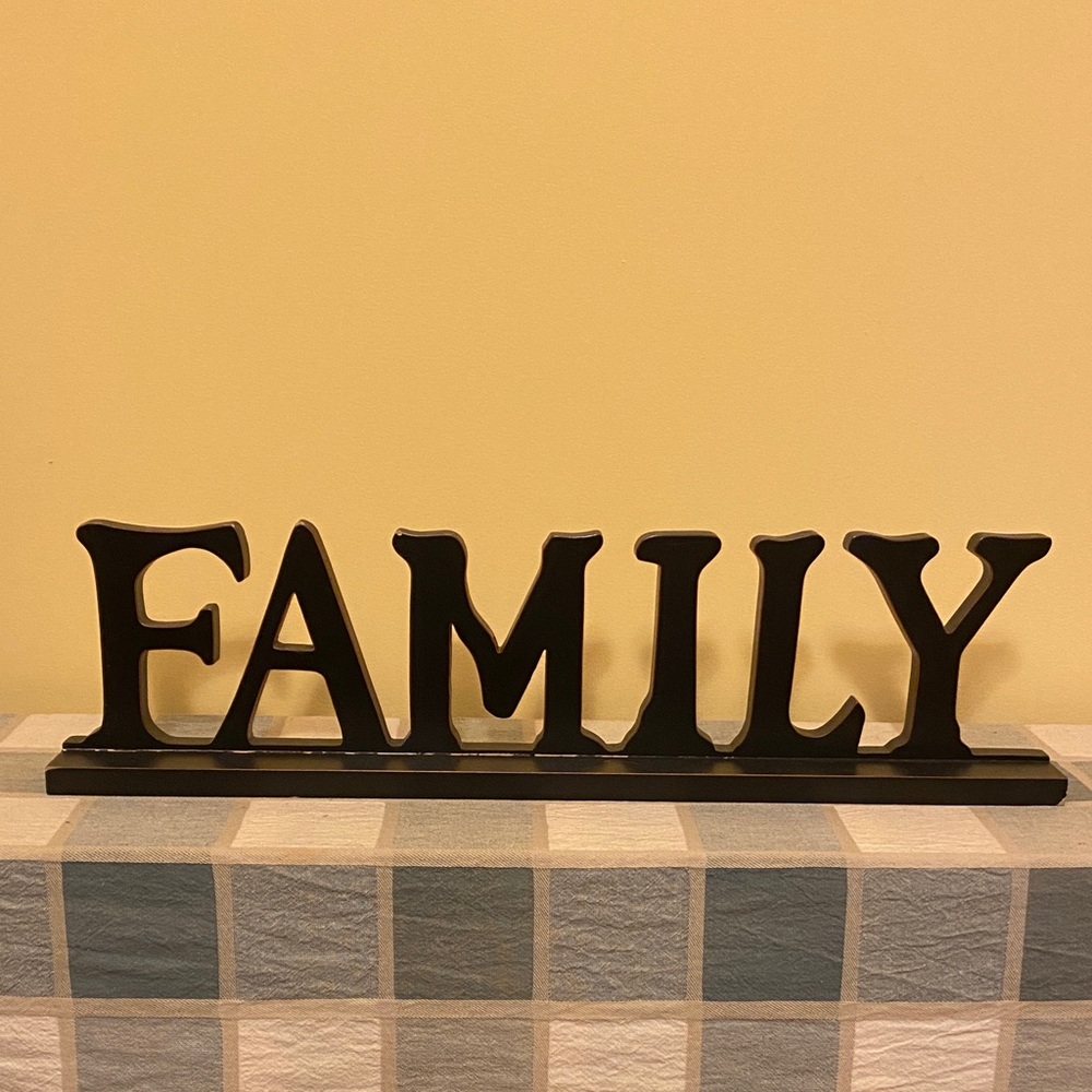 Bed Bath & Beyond Black Wooden Family Sign